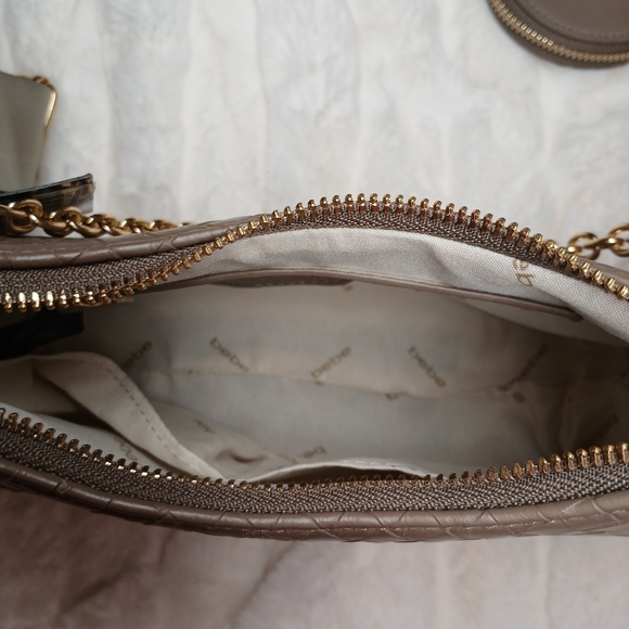 Bebe Taupe Woven Crossbody Bag with Coin Pouch NWT Fall - Picture 13 of 16